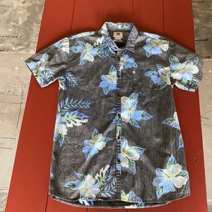 Men’s Quiksilver short sleeve casual shirt